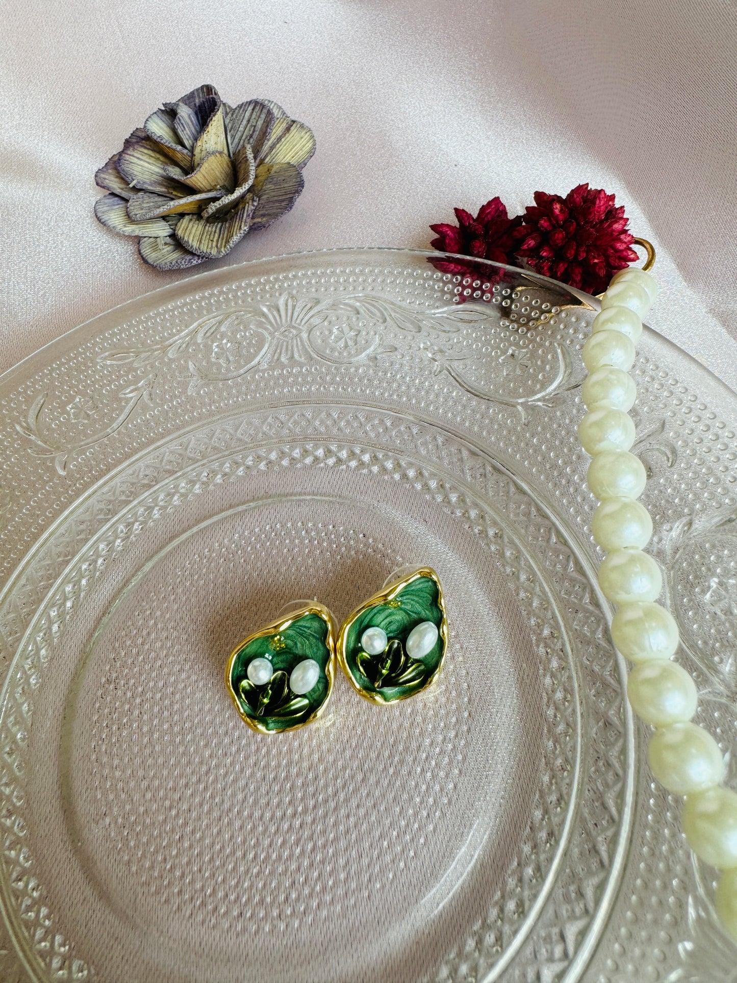 Resin Studs